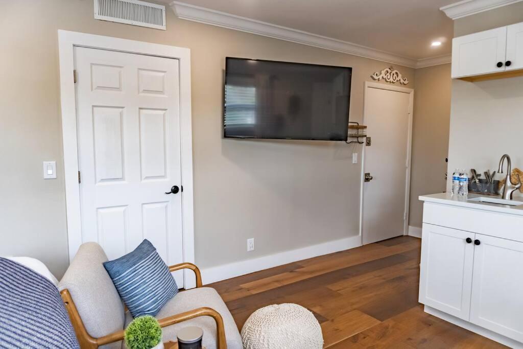 Renovated Downtown Apartment - B West Palm Beach Exterior photo
